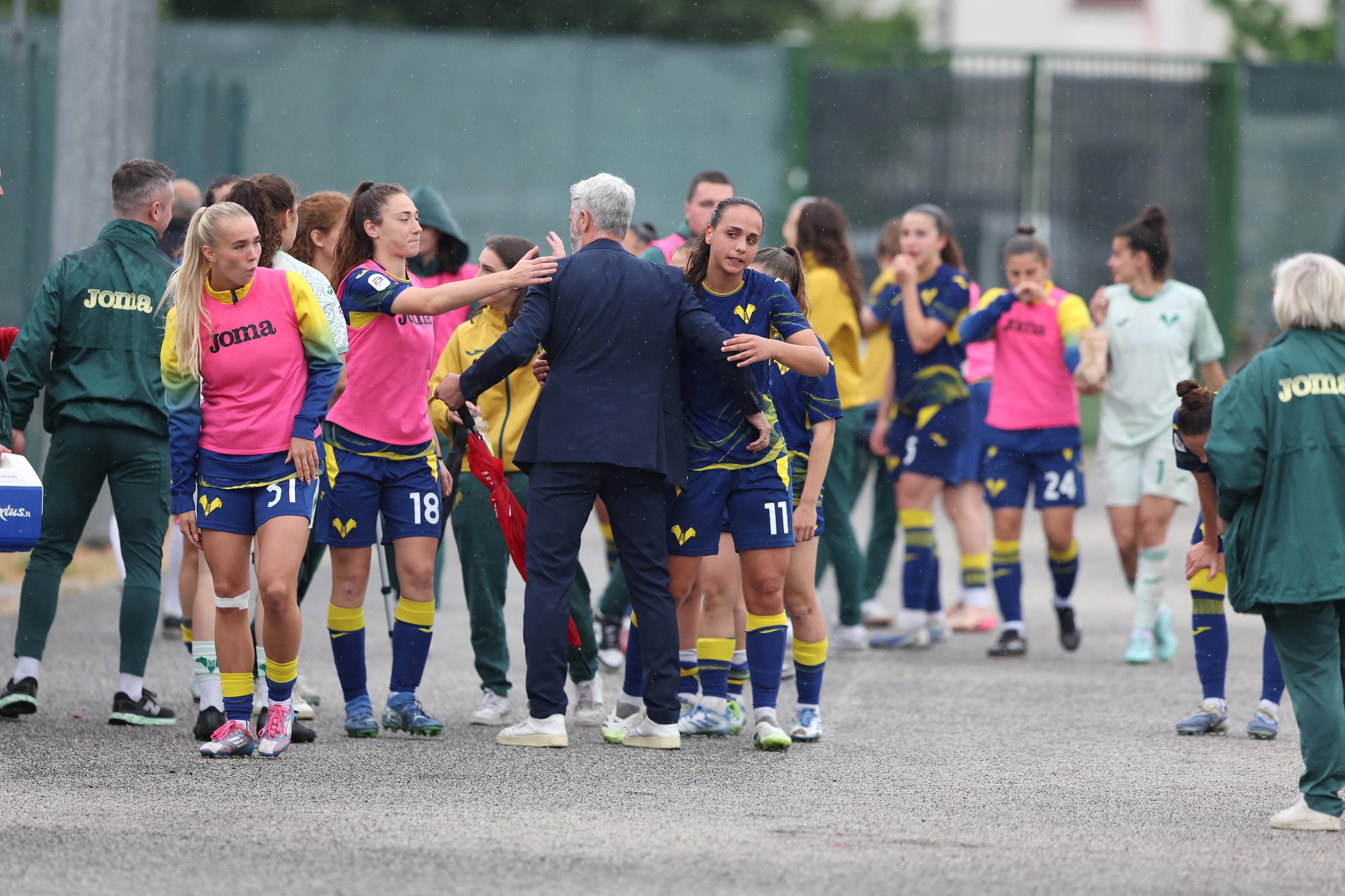 Il Venezia perde e retrocede con il Trastevere, si salva l’Hellas; 5-1 del Como 1907 con la San Marino Academy