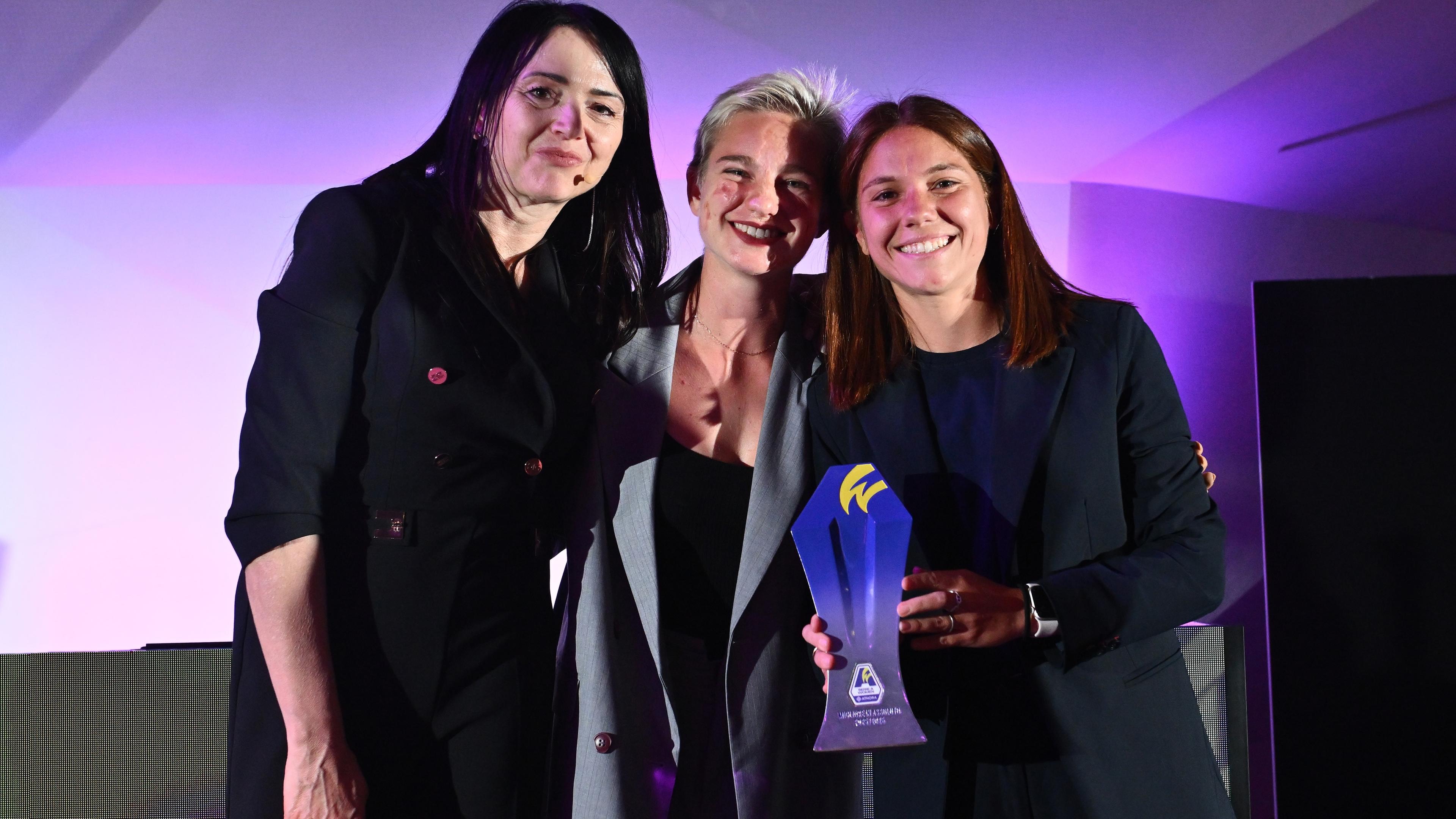 Manuela Giugliano è l’MVP della Serie A Women Athora 2025-26: da Gilardi a Wullaert, tutte le migliori della stagione