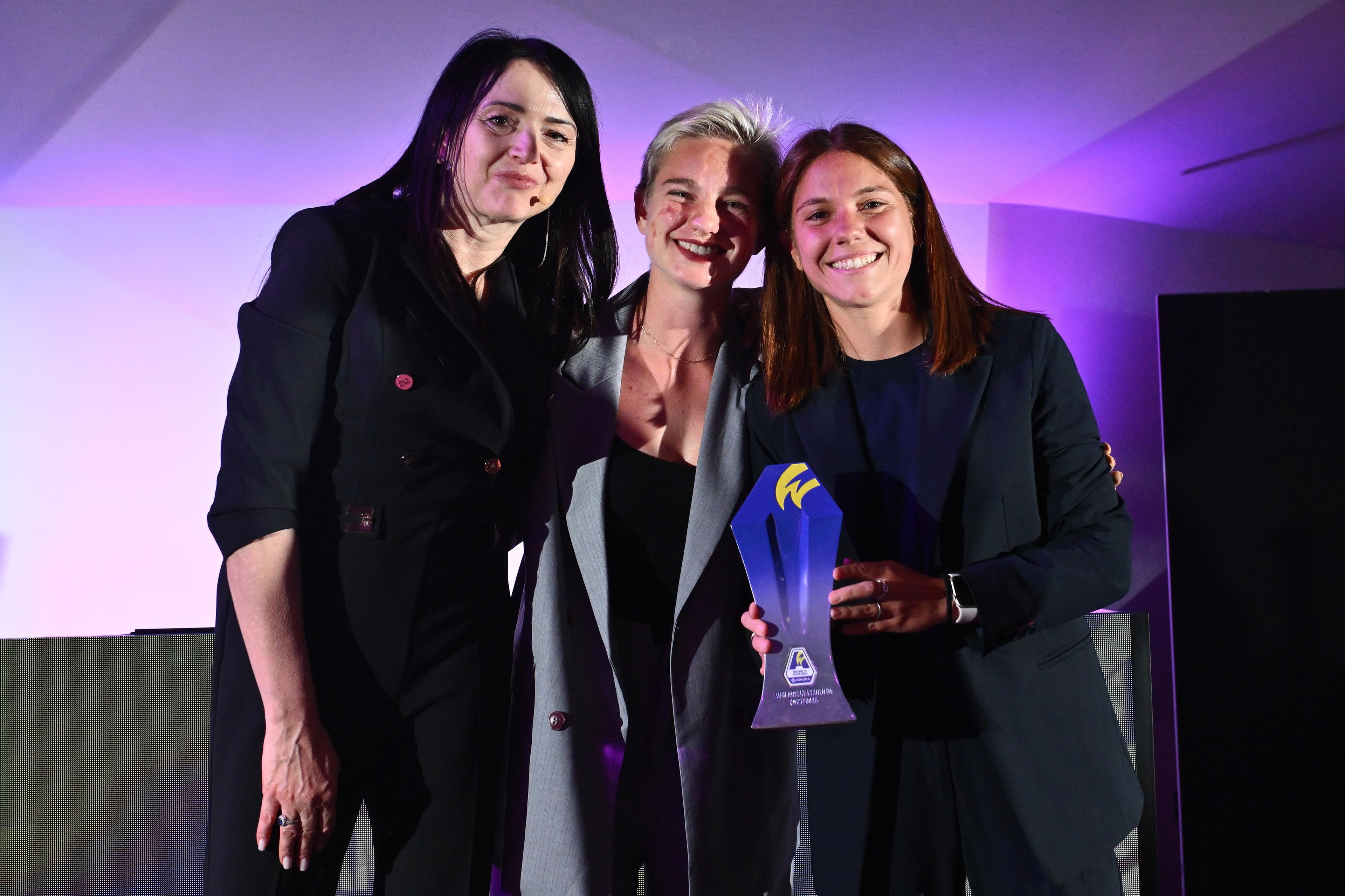 Manuela Giugliano è l’MVP della Serie A Women Athora 2025-26: da Gilardi a Wullaert, tutte le migliori della stagione