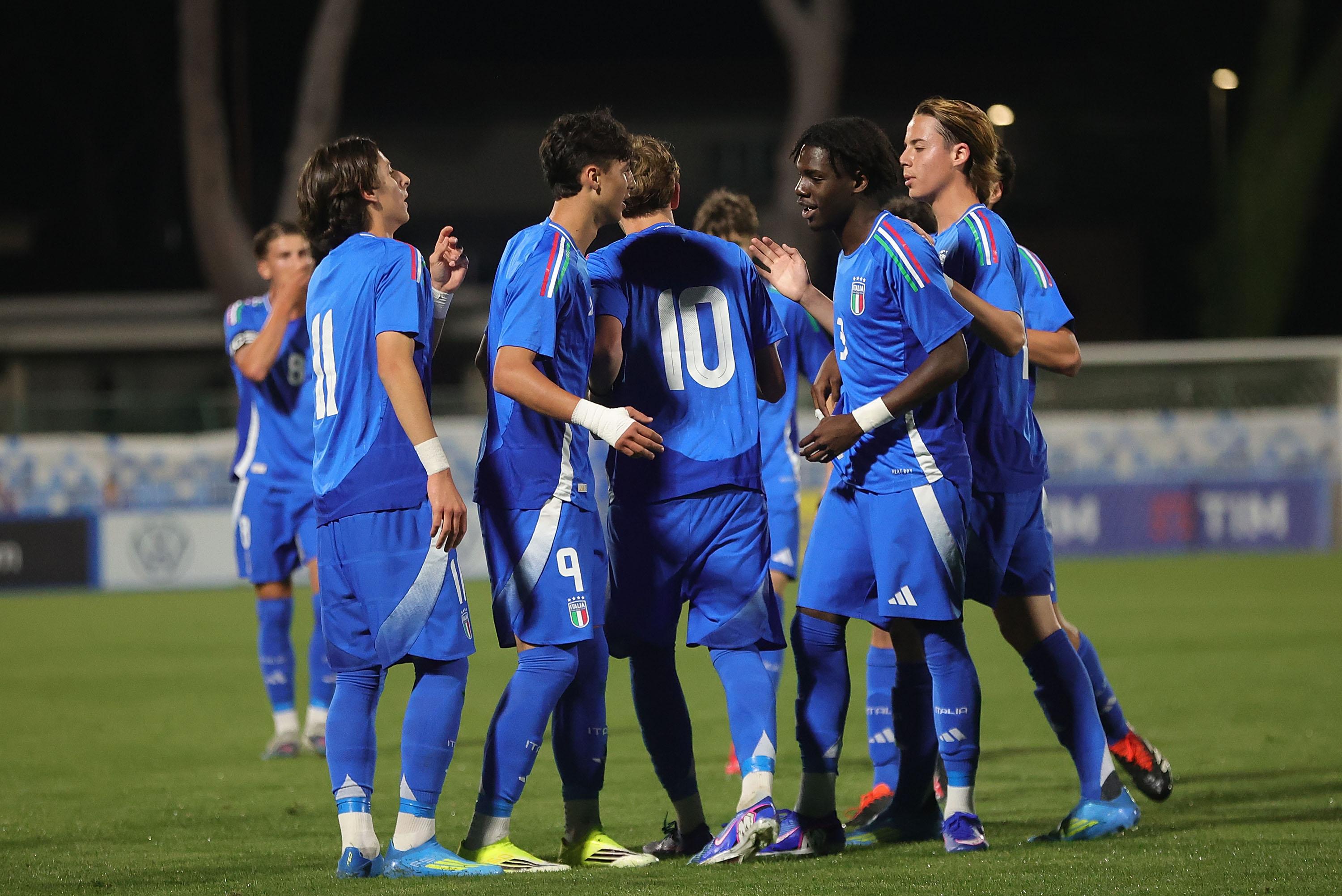 Azzurrini travolgenti all’esordio: 5-1 alla Grecia. Pasqual: “Partita di alto livello”