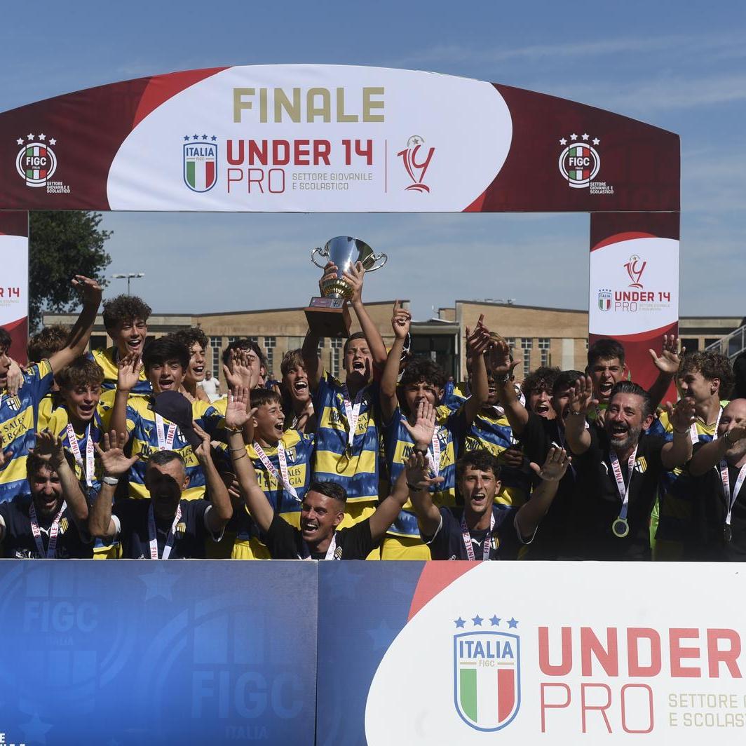 Under 14: è festa per il Parma, 3-0 al Napoli in finale e primo posto
