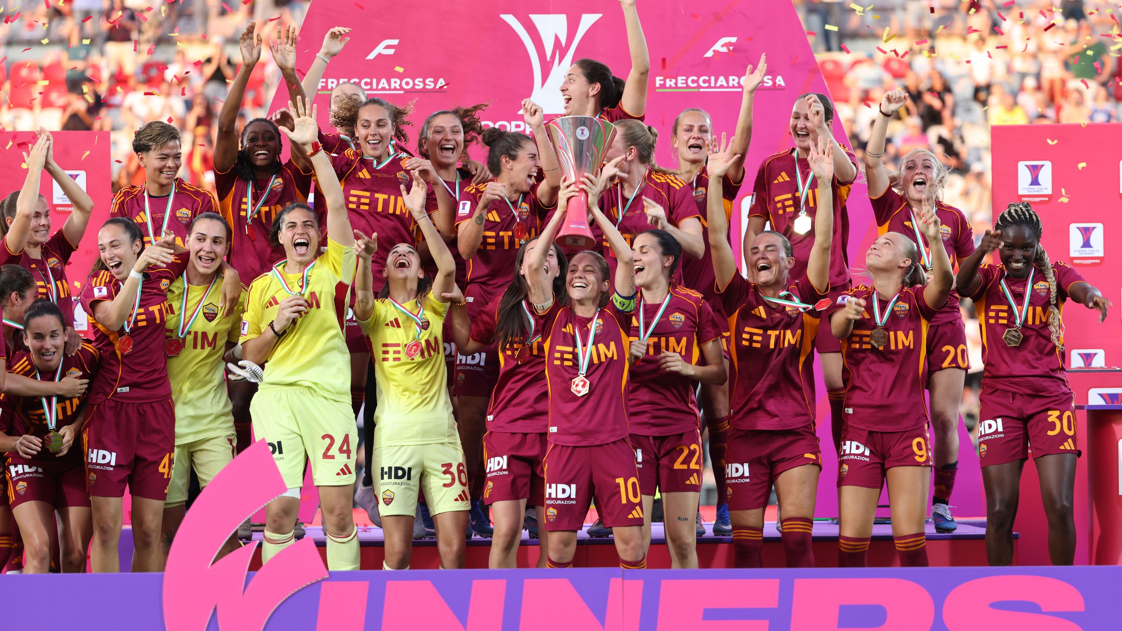 Roma, è doppietta! Dopo lo scudetto arriva anche la Coppa Italia Women Frecciarossa: Juve ko, decidono il gol di Giugliano e le parate di Baldi