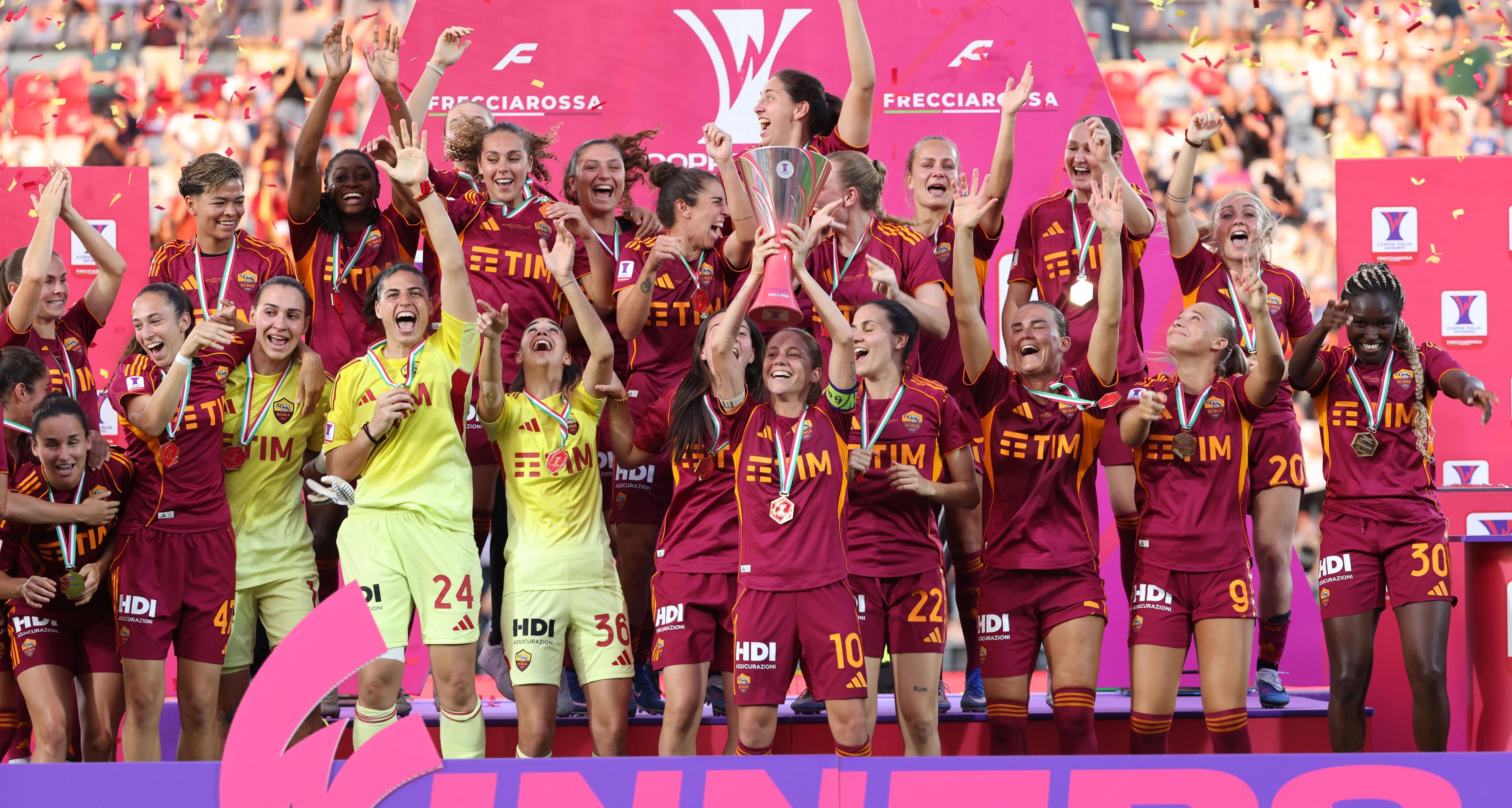 Roma, è doppietta! Dopo lo scudetto arriva anche la Coppa Italia Women Frecciarossa: Juve ko, decidono il gol di Giugliano e le parate di Baldi
