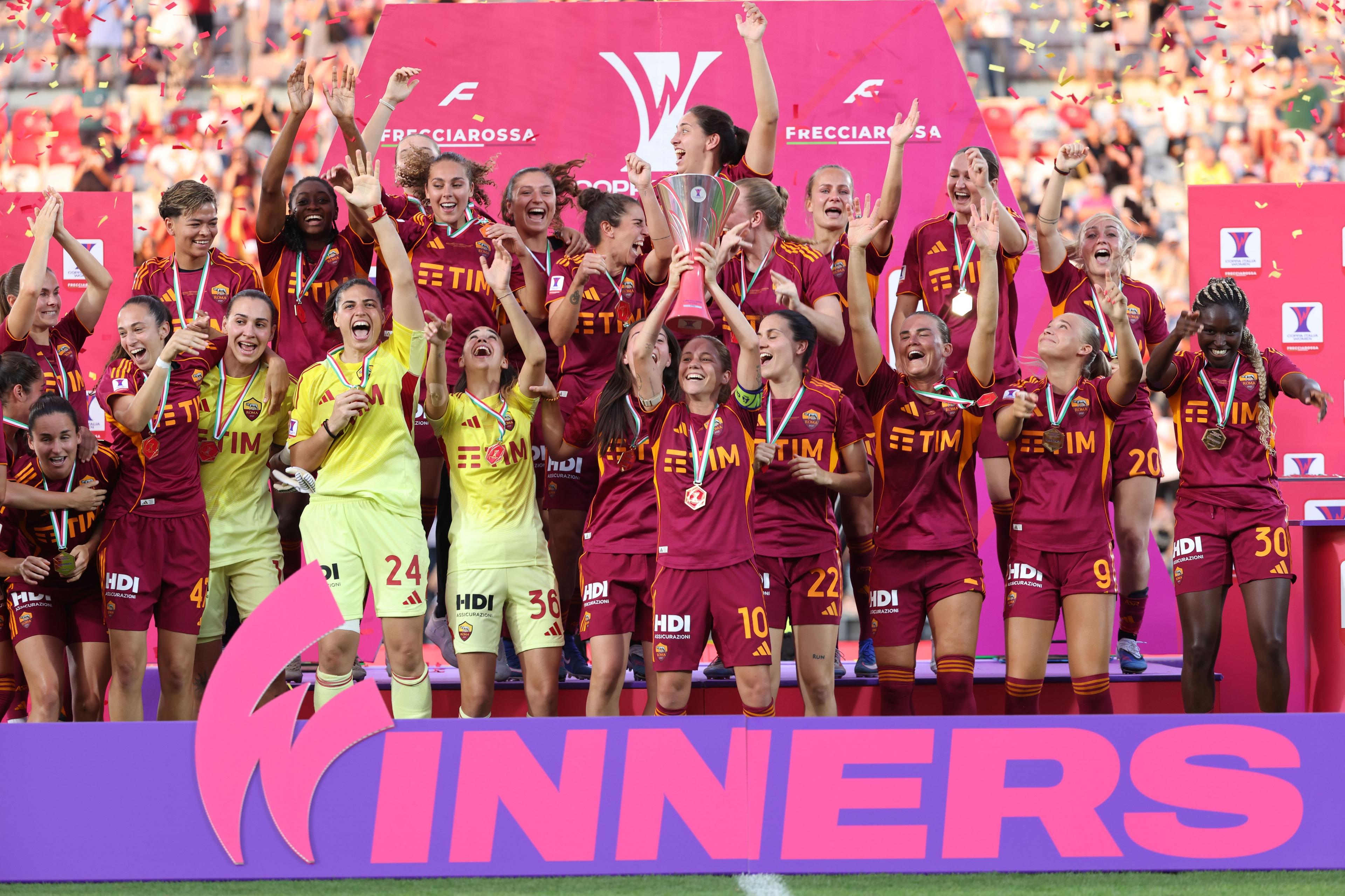 Roma, è doppietta! Dopo lo scudetto arriva anche la Coppa Italia Women Frecciarossa: Juve ko, decidono il gol di Giugliano e le parate di Baldi