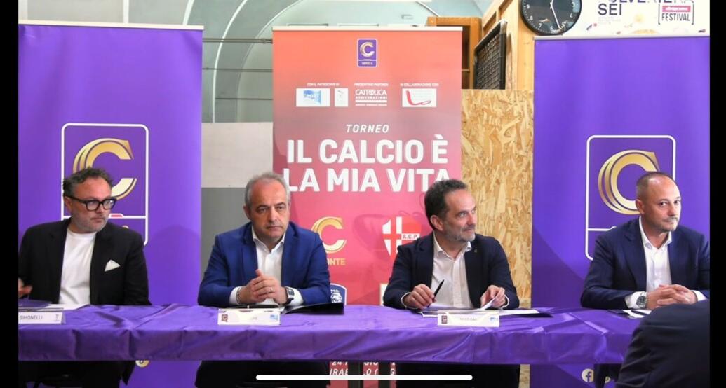 Giovedì 28 maggio a Reggio Emilia l'importante appuntamento con 'Il Calcio è la mia vita'