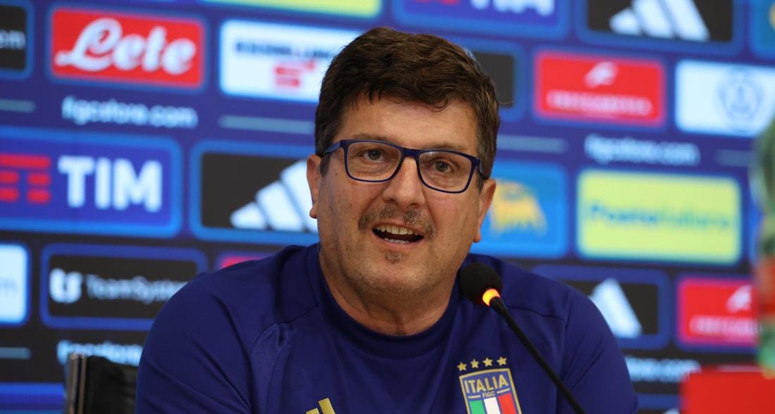 Si apre il raduno a Coverciano. Baldini: “Sono convinto che i ragazzi faranno benissimo, quando indossi la maglia azzurra non esistono amichevoli”