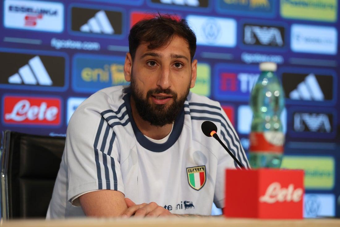 Parola al capitano. Donnarumma: “La ferita del Mondiale ci farà bene per il futuro, ripartiremo alla grande perché abbiamo tanti giovani forti”