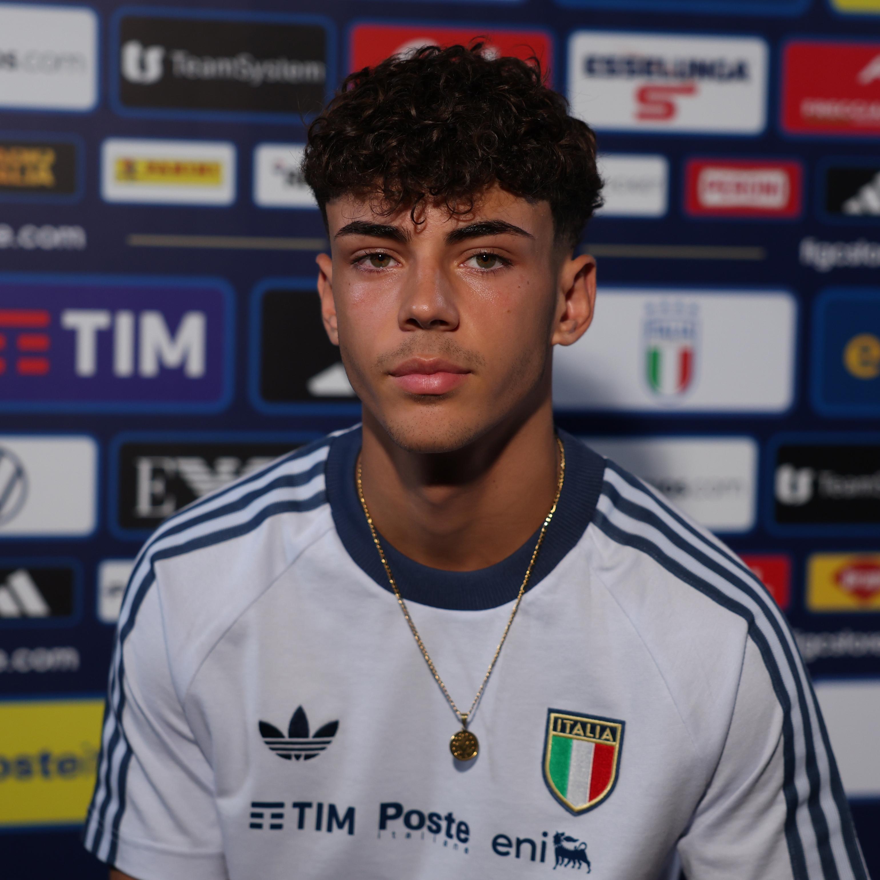 Samuele Inàcio a Vivo Azzurro TV: “Un grande orgoglio vestire questa maglia, vorrei portarla in alto”