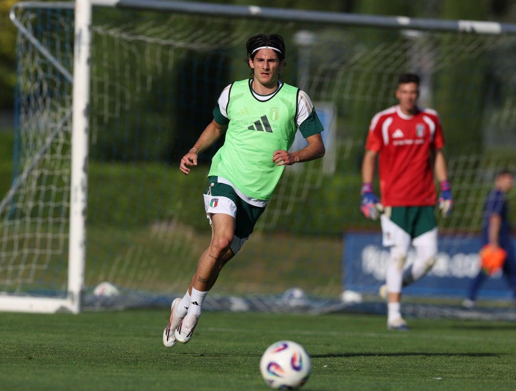 Azzurri al lavoro a Coverciano, Fortini resta con il gruppo per i match con Lussemburgo e Grecia