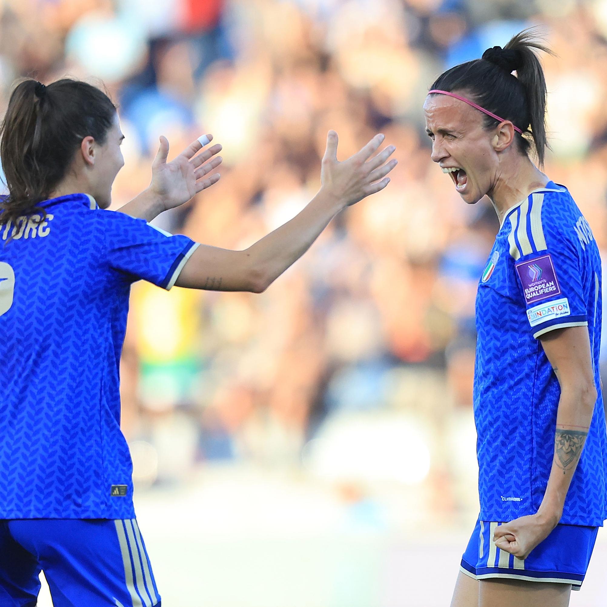 Azzurre dai due volti, ma basta un grande secondo tempo: a Pisa battuta la Serbia 3-0