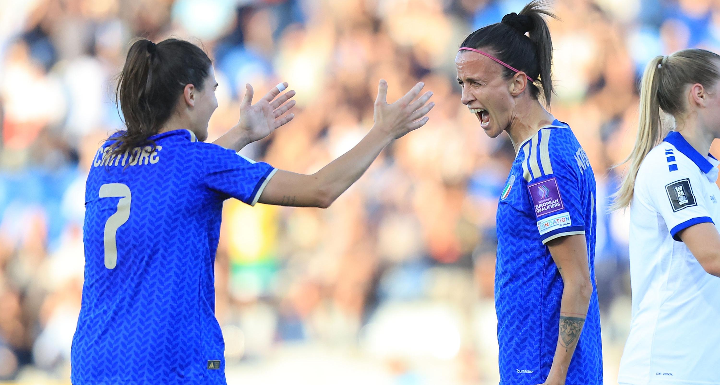 Azzurre dai due volti, ma basta un grande secondo tempo: a Pisa battuta la Serbia 3-0