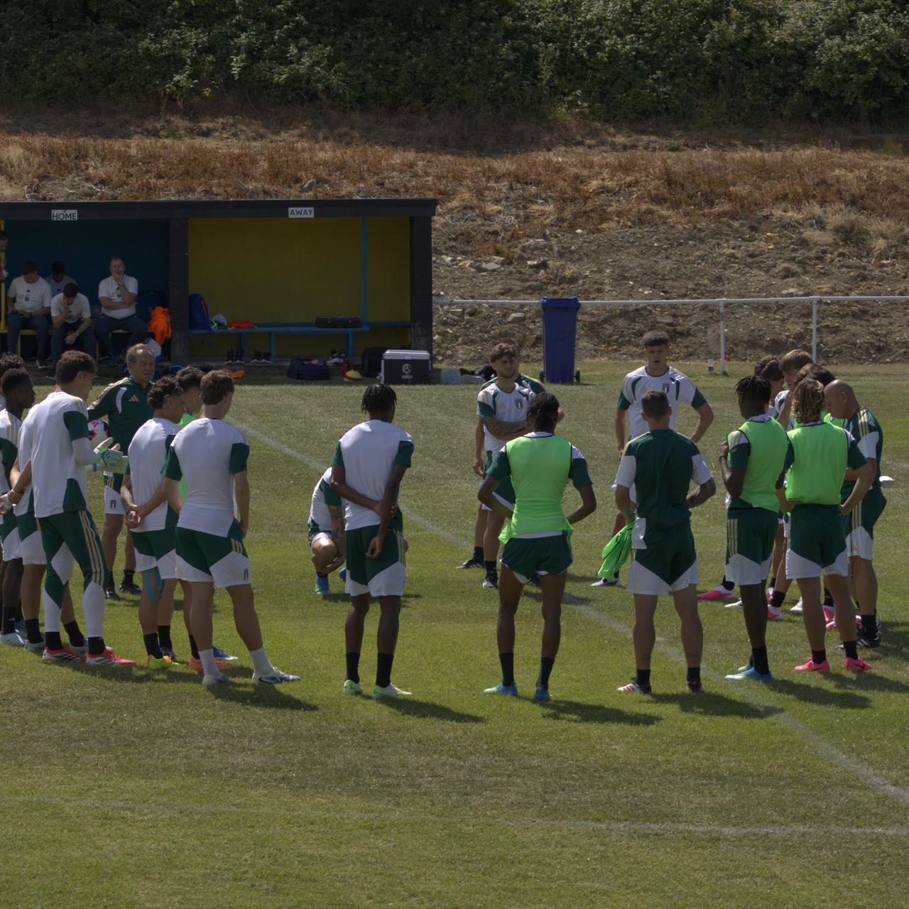 Italy U19s arrive in Wales: first training session in Conwy ahead of Serbia opener on 29 June