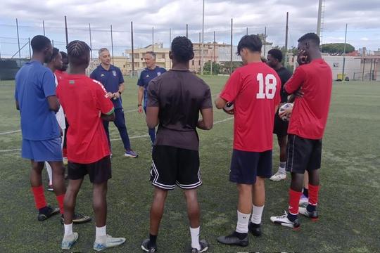 Belong, Comitato Direttivo e avvio delle attività sportive a Civitavecchia e Firenze
