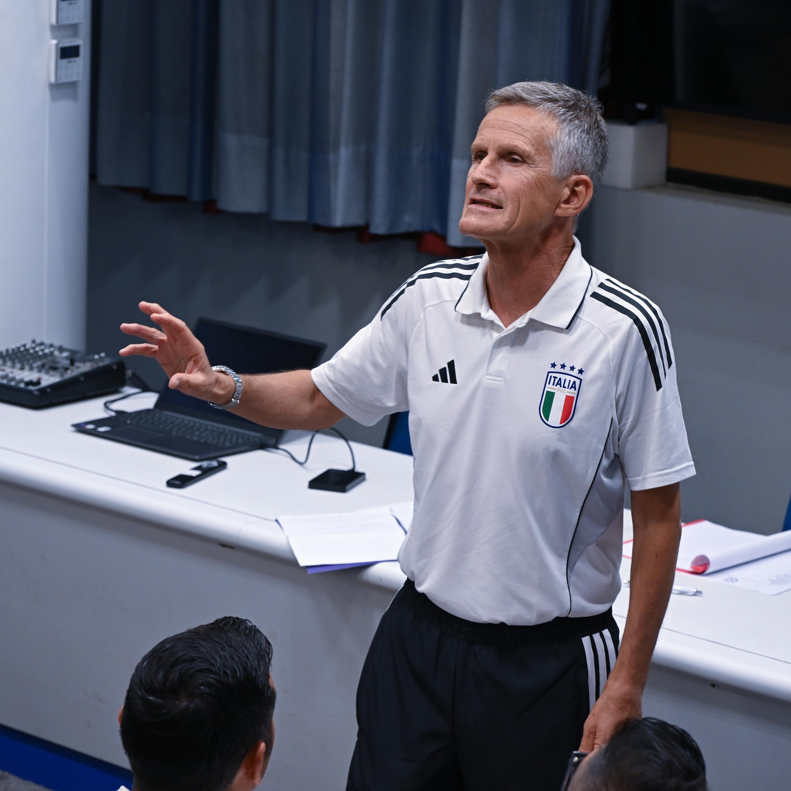 'Allenatore di calcio a cinque Licenza A’, la lezione inaugurale del corso