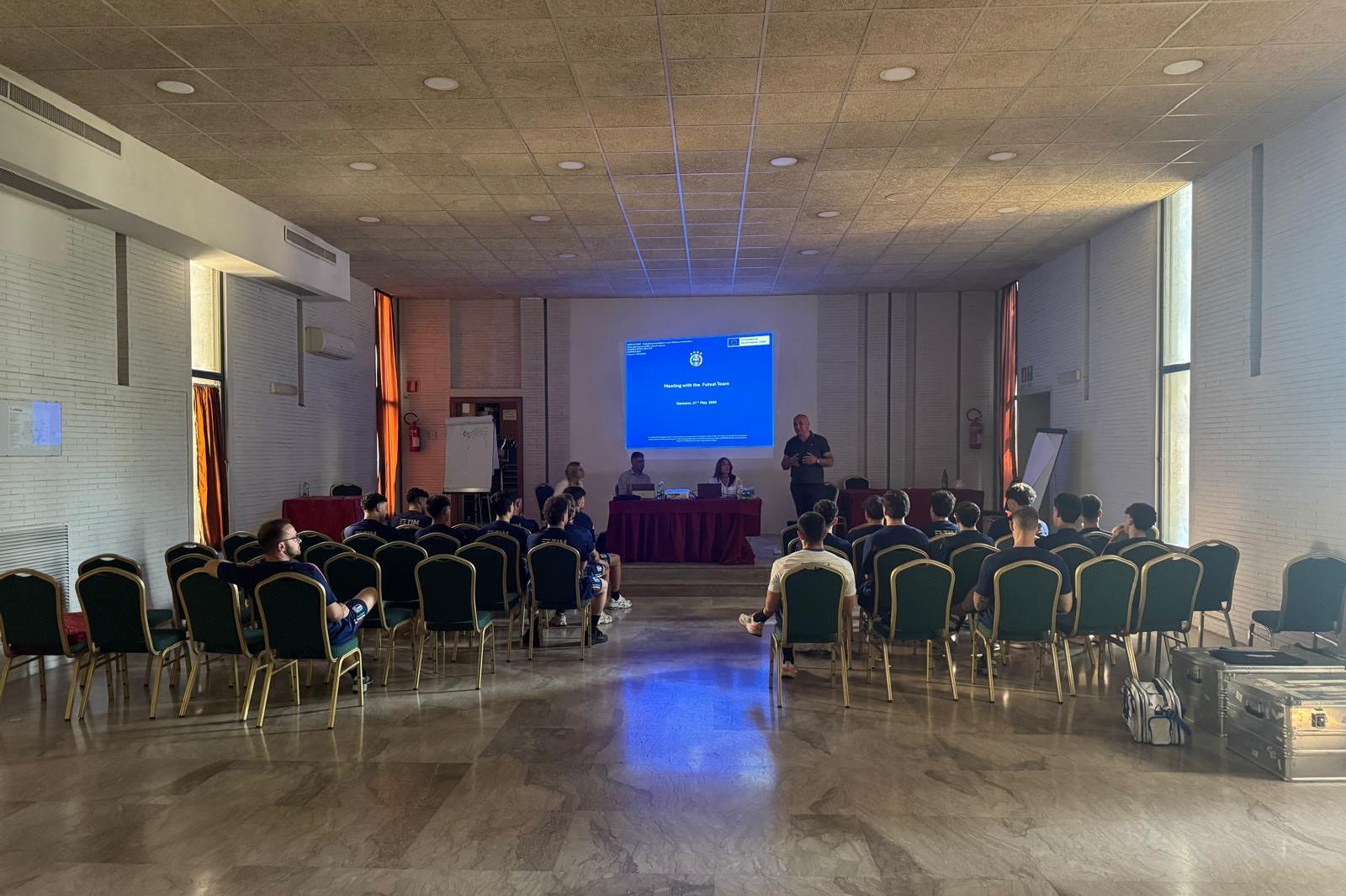 HAND IN HAND, il progetto europeo prende forma: presentato il programma al raduno dell’Italfutsal