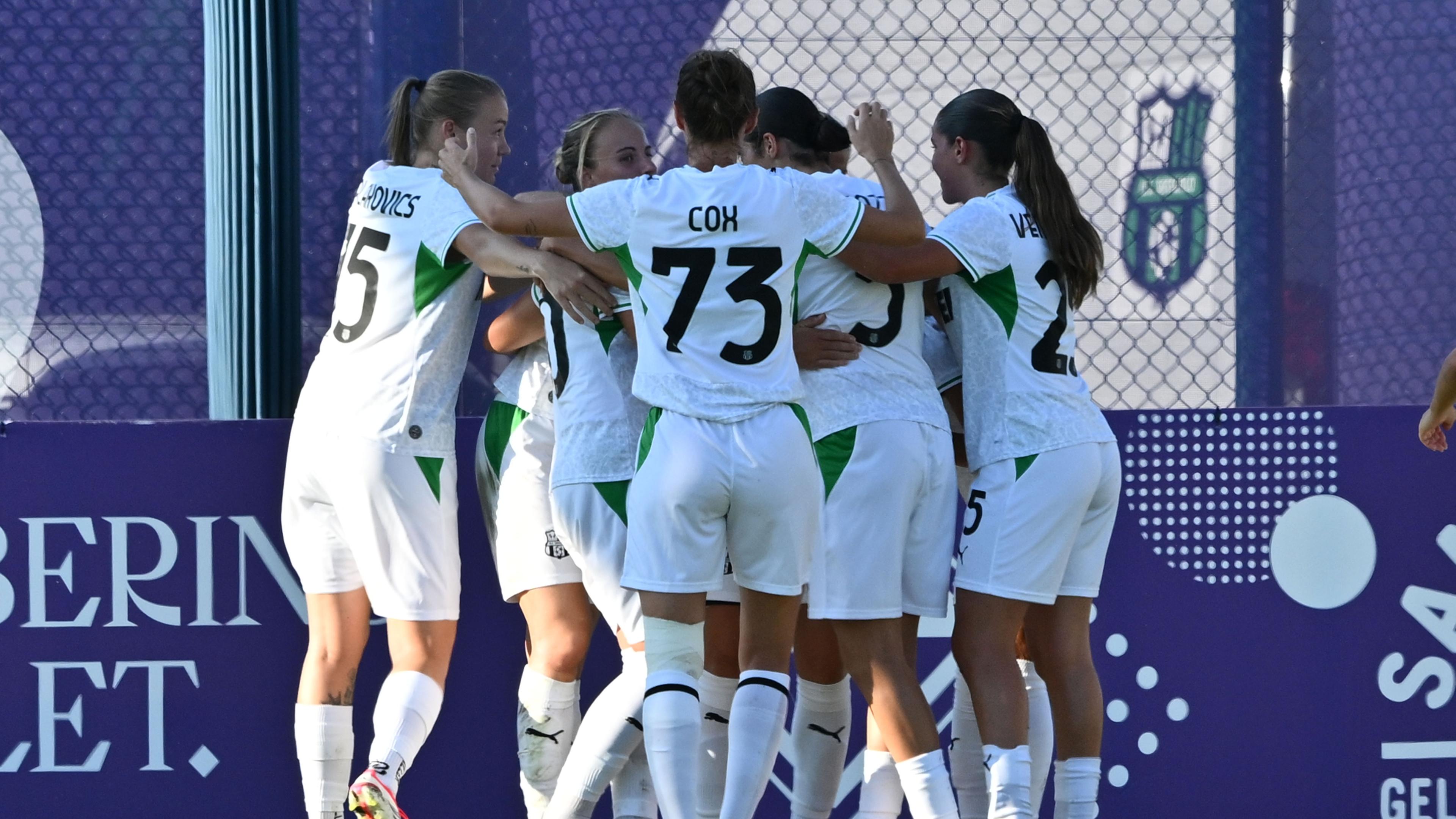 Sassuolo e Lazio vincono al debutto e raggiungono Roma e Inter in testa ai rispettivi gironi