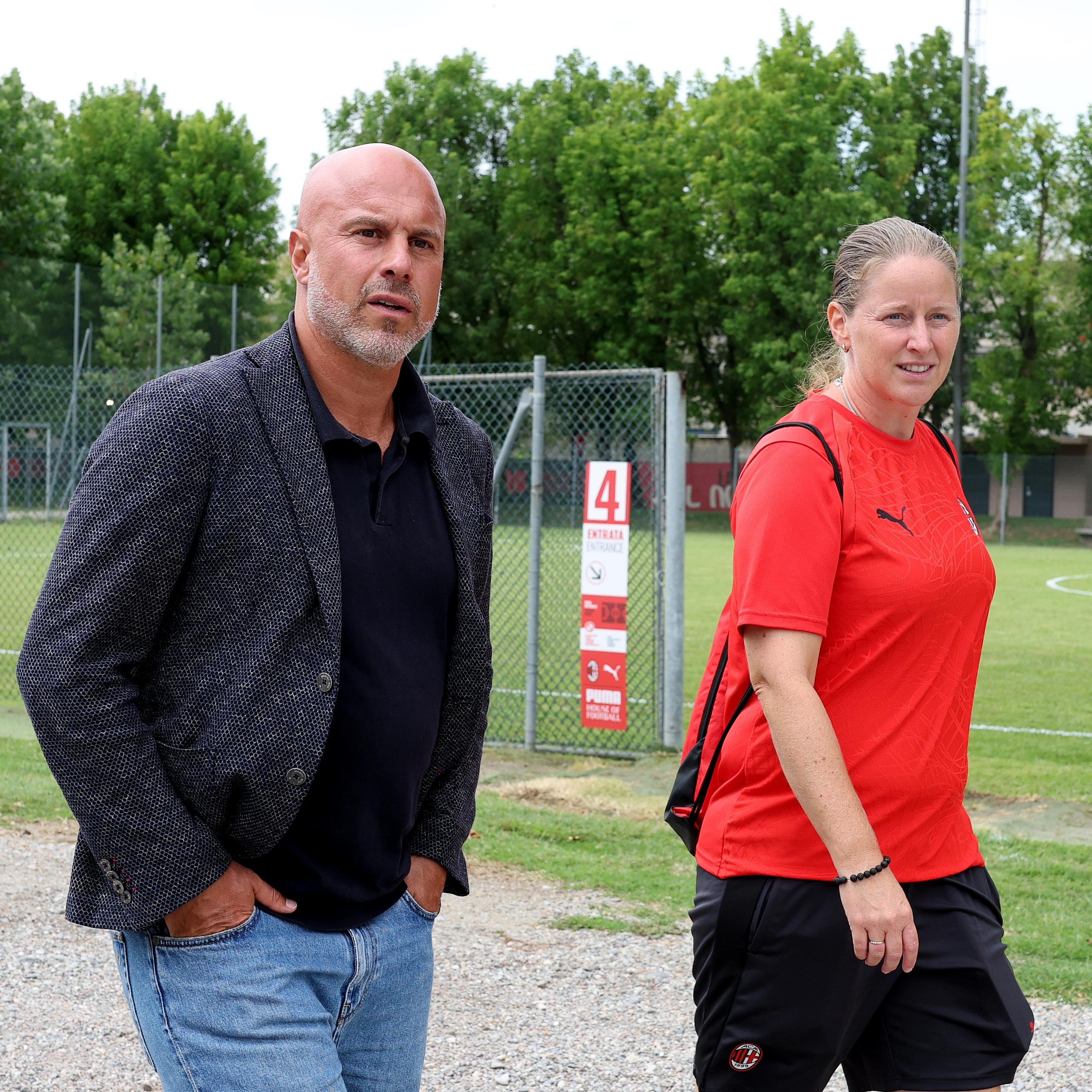 Nazionale Femminile – Prosegue il tour dei ritiri di Soncin: il Ct in visita al Milan. Mercoledì tocca alla Fiorentina, giovedì alla Roma