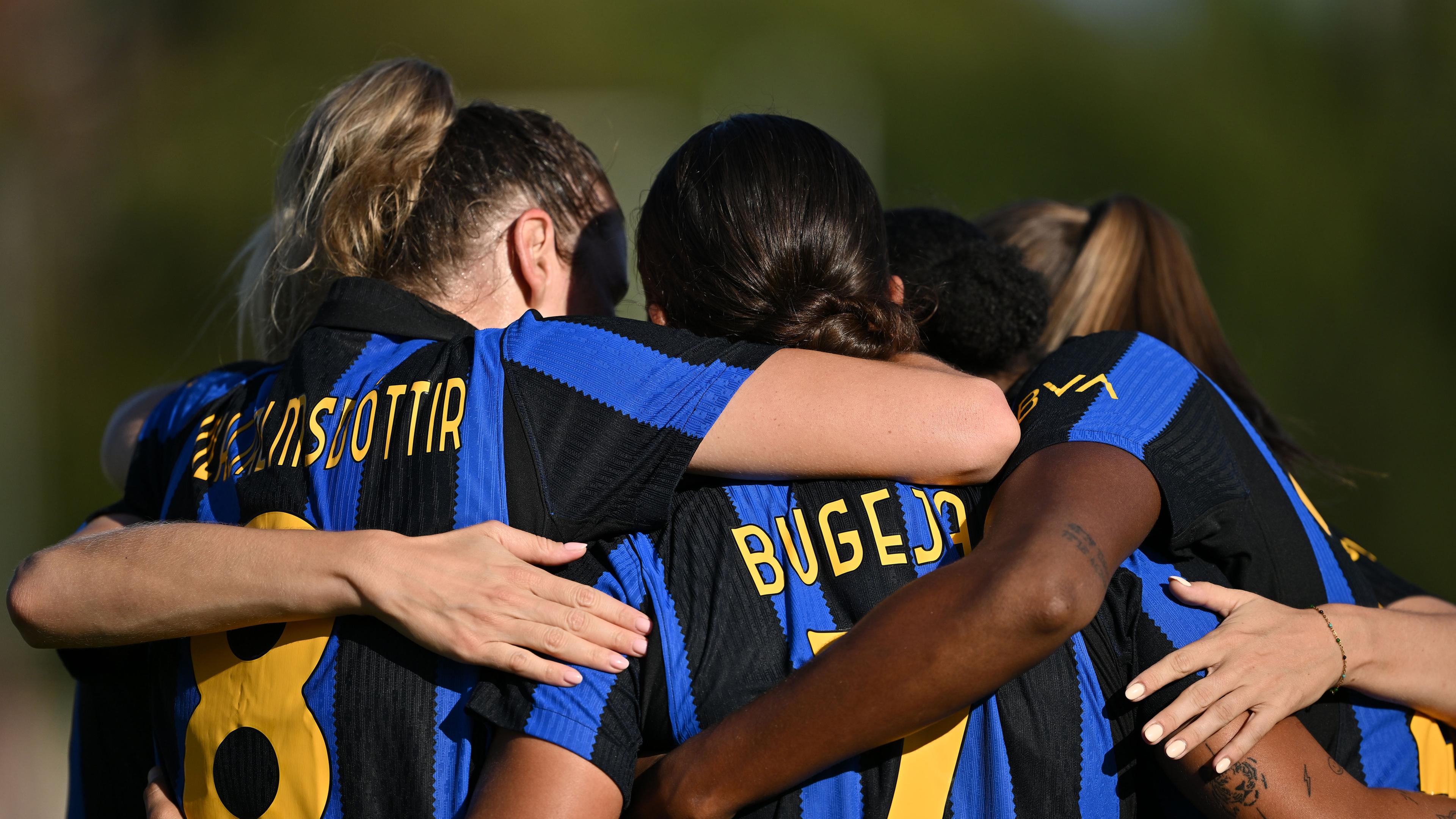 L’Italia avrà tre squadre nella League Phase. La Juventus elimina il St. Pölten, impresa Inter: fuori il Wolfsburg! Cappelletti: “Una serata storica”
