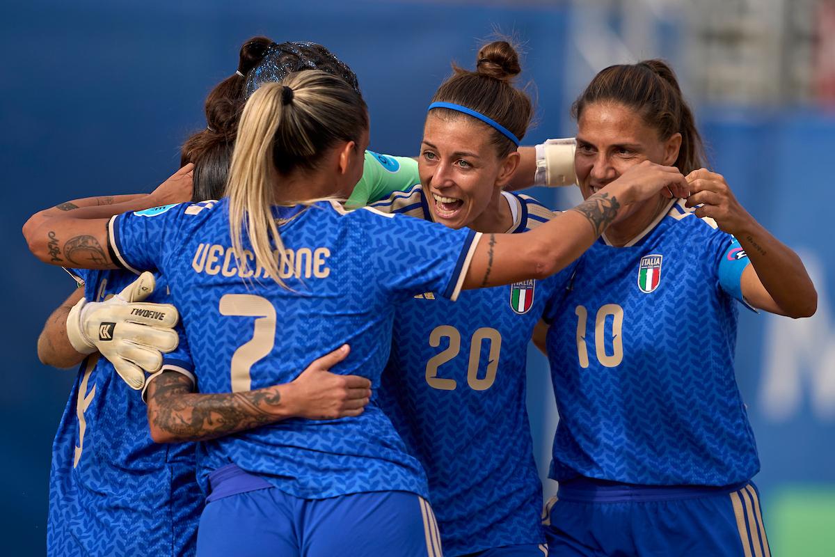 Europeo femminile, che vittoria delle Azzurre: a Viareggio è 9-4 alla Polonia