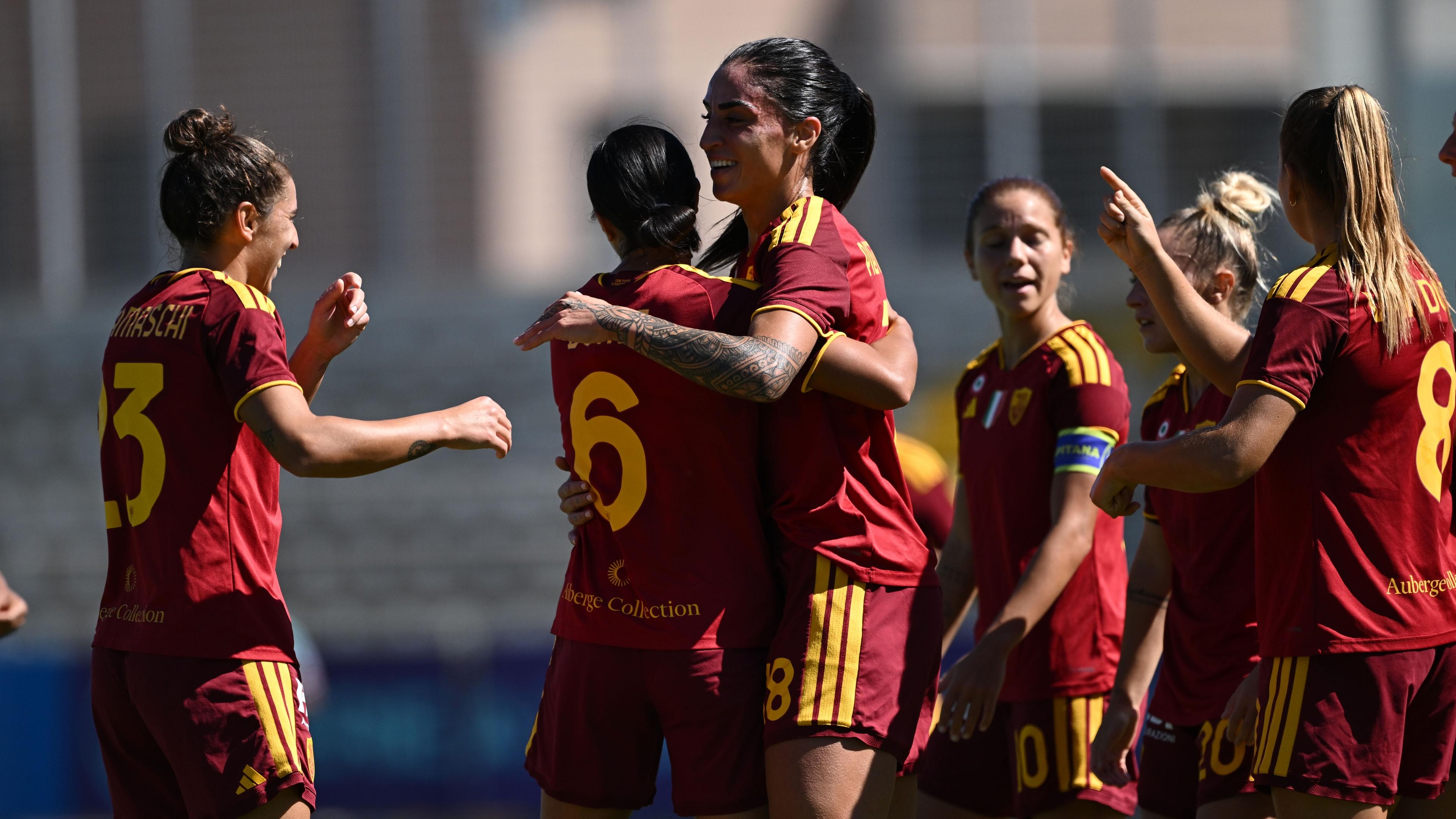 Dominio giallorosso: la Roma batte 7-1 il Sassuolo e va ancora in finale con la Juventus