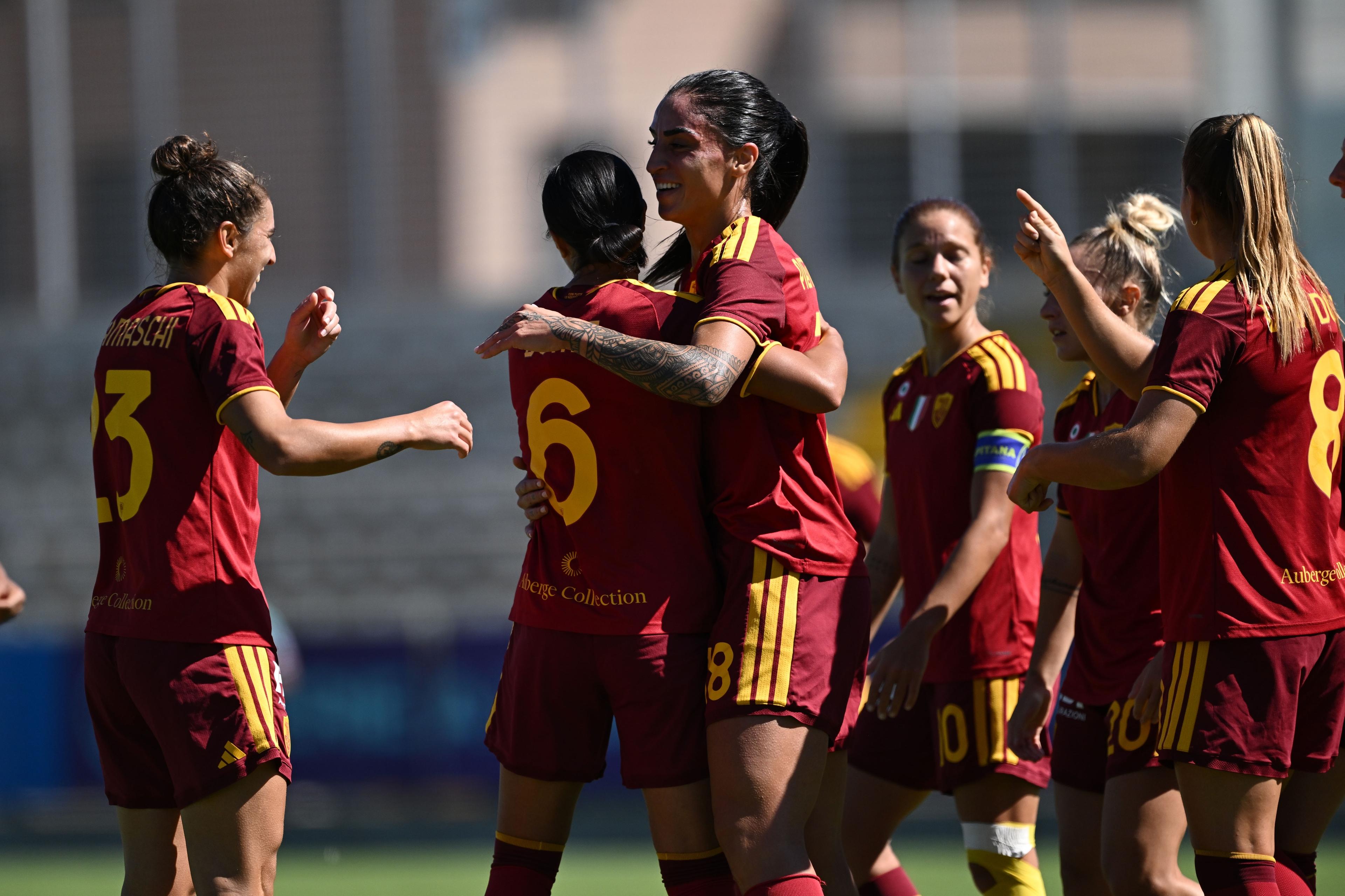 Dominio giallorosso: la Roma batte 7-1 il Sassuolo e va ancora in finale con la Juventus