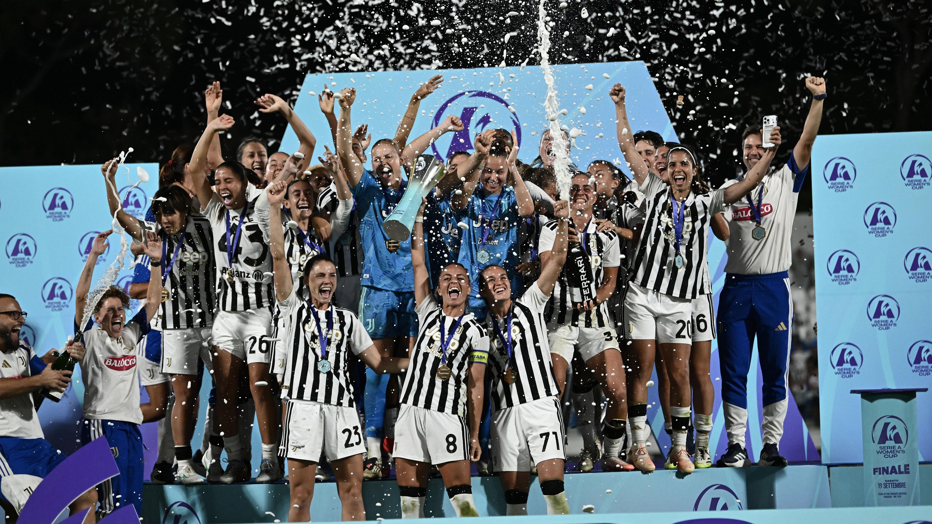 Un anno dopo è ancora Juventus! Clamorosa rimonta delle bianconere, la squadra di Guerrero batte la Roma ai rigori e vince il primo trofeo della stagione