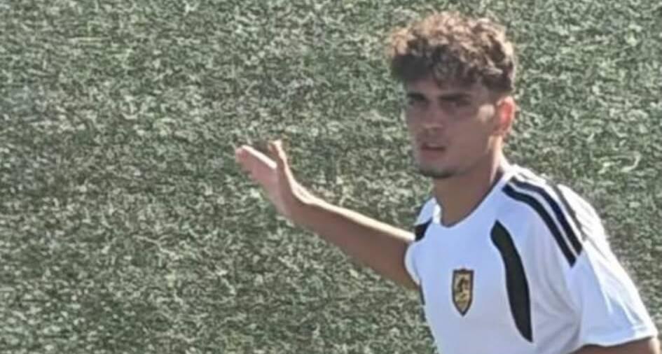 Ciro Schetter, il centravanti della Juve Stabia che sogna in grande: “Puntiamo ai play-off”