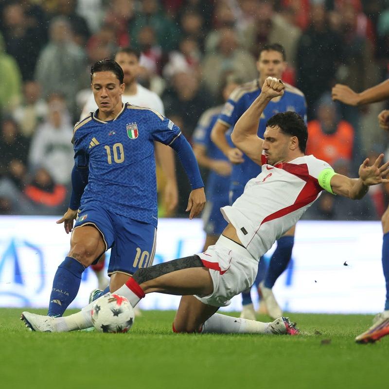 Azzurri tornati al lavoro a Coverciano, Raspadori lascia il raduno