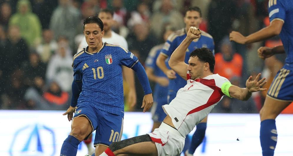 Azzurri tornati al lavoro a Coverciano, Raspadori lascia il raduno