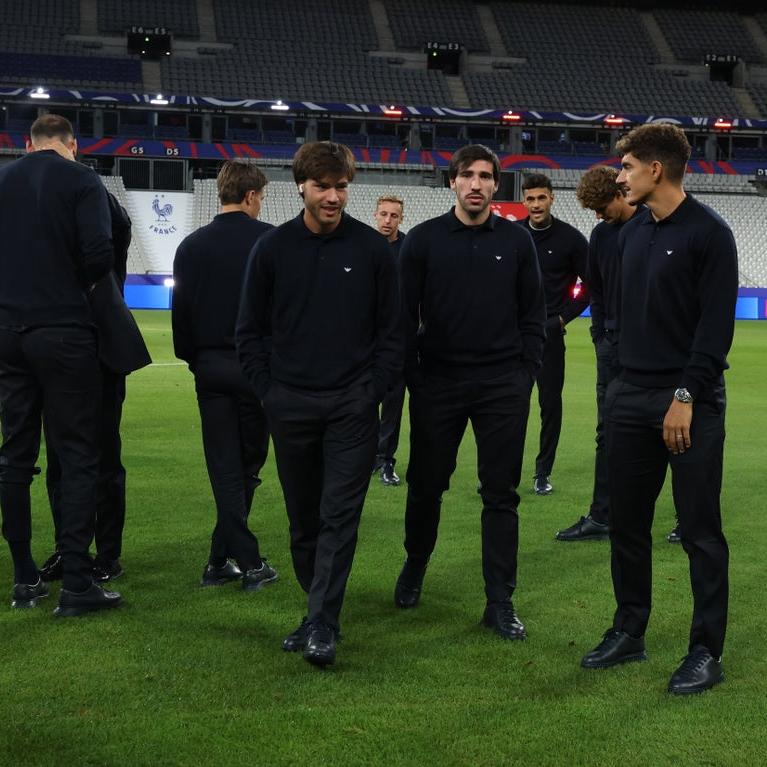 Men’s First Team: Italy’s walk-around at the Stade de France