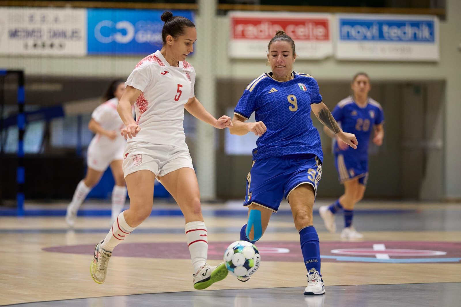Episodi decisivi, Azzurre ko 2-1 con la Spagna. Sabato con la Francia in palio il pass per l’Europeo