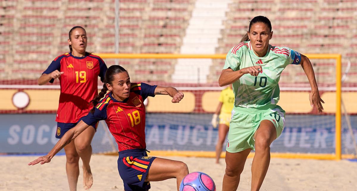 Mundialito, un’altra beffa per l’Italia: la Spagna rimonta tre gol negli ultimi due minuti e batte le Azzurre
