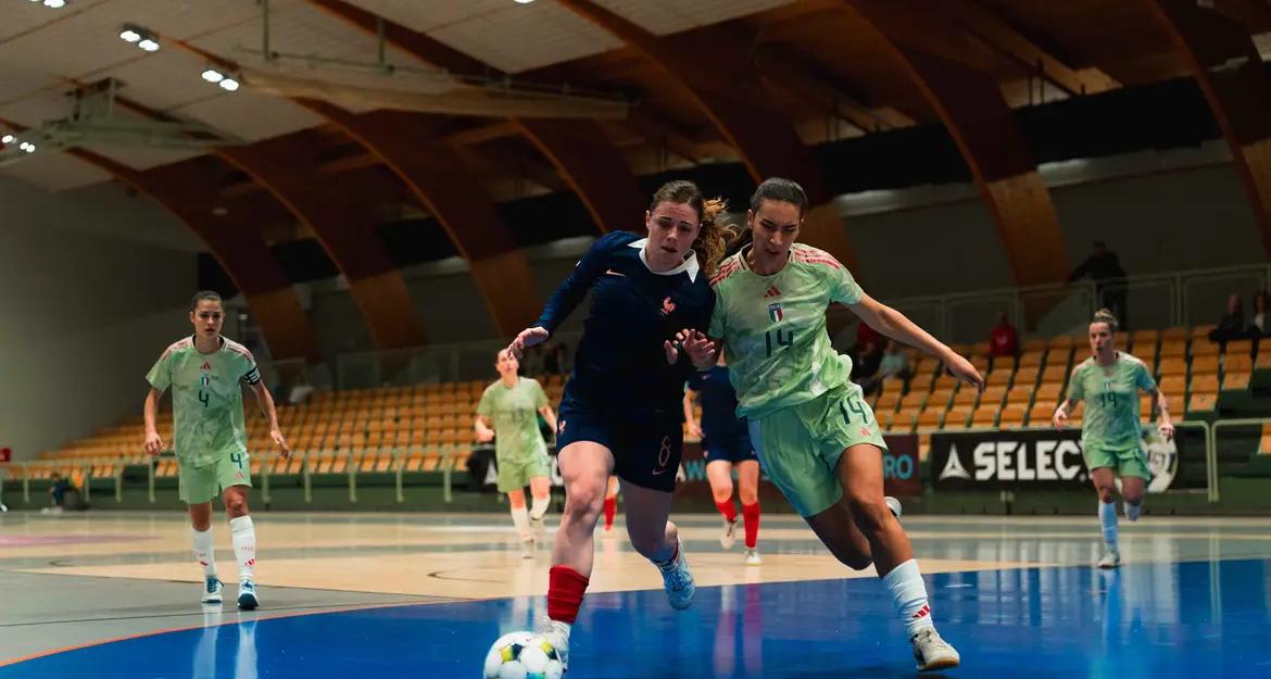 Qualificazione all’Europeo: una grande Italia batte 4-0 la Francia. Tutto aperto per volare a Croazia 2027