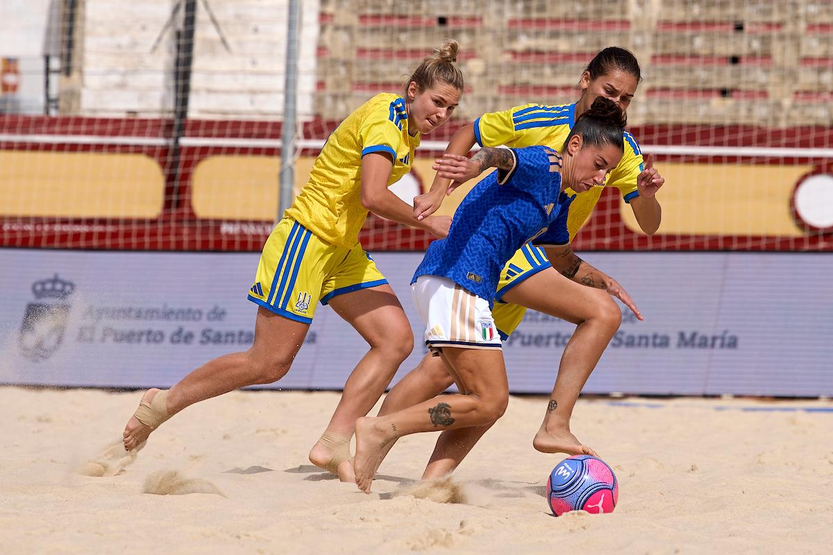 Mundialito, le Azzurre pagano le fatiche con Brasile e Spagna e chiudono con un ko con l’Ucraina