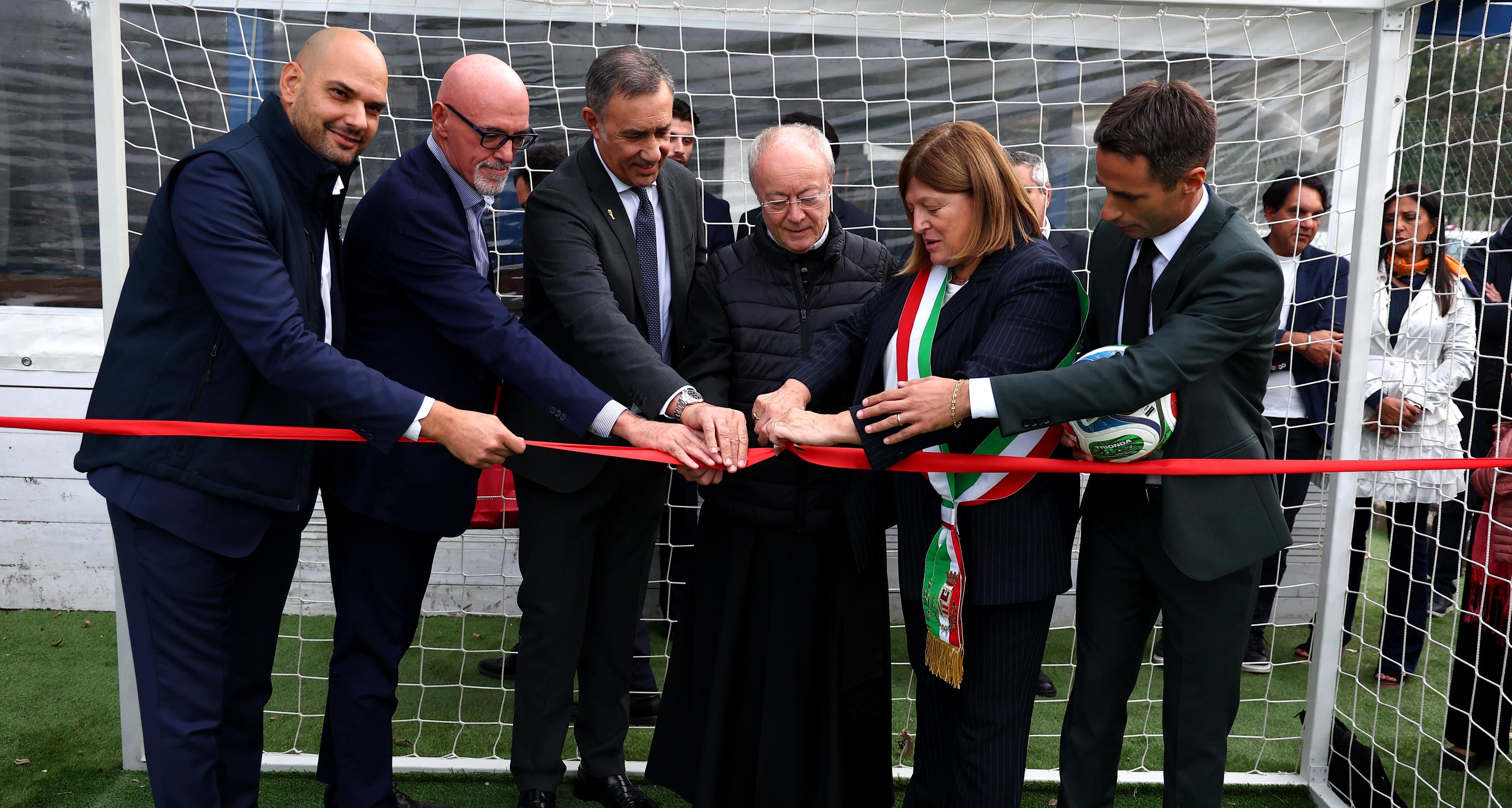 A pitch for the community: the first FIFA Arena in Italy inaugurated in ...