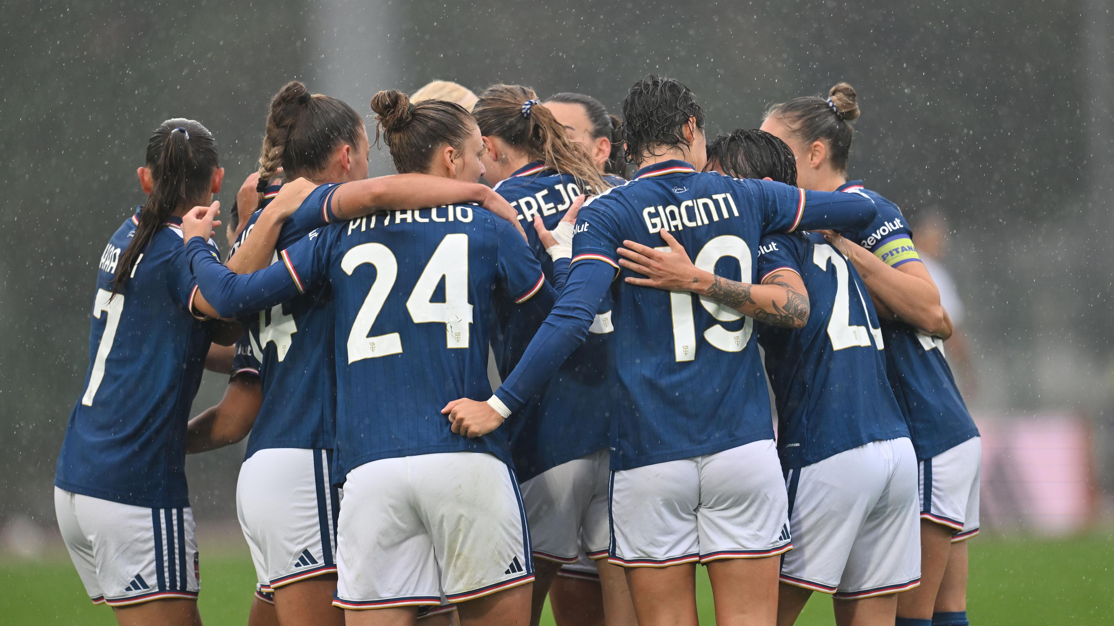 Vola il Como 1907: 4-2 sulla Juventus e primato con Inter e Roma