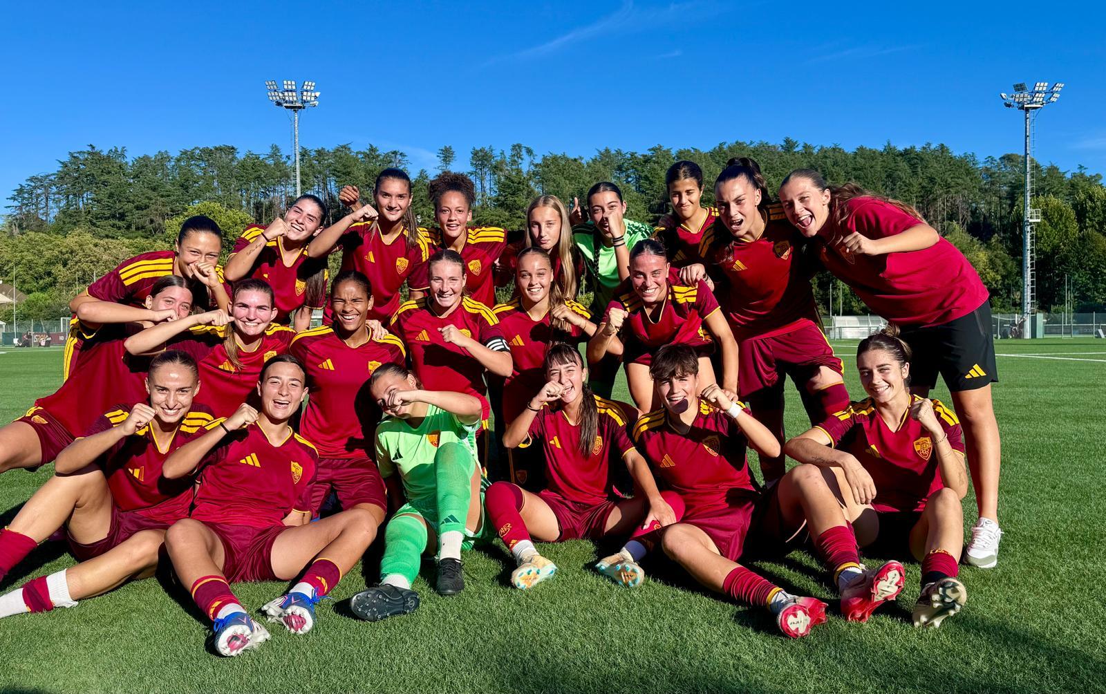 La Roma vince il big match con la Juventus, il Milan risponde: entrambe restano a punteggio pieno