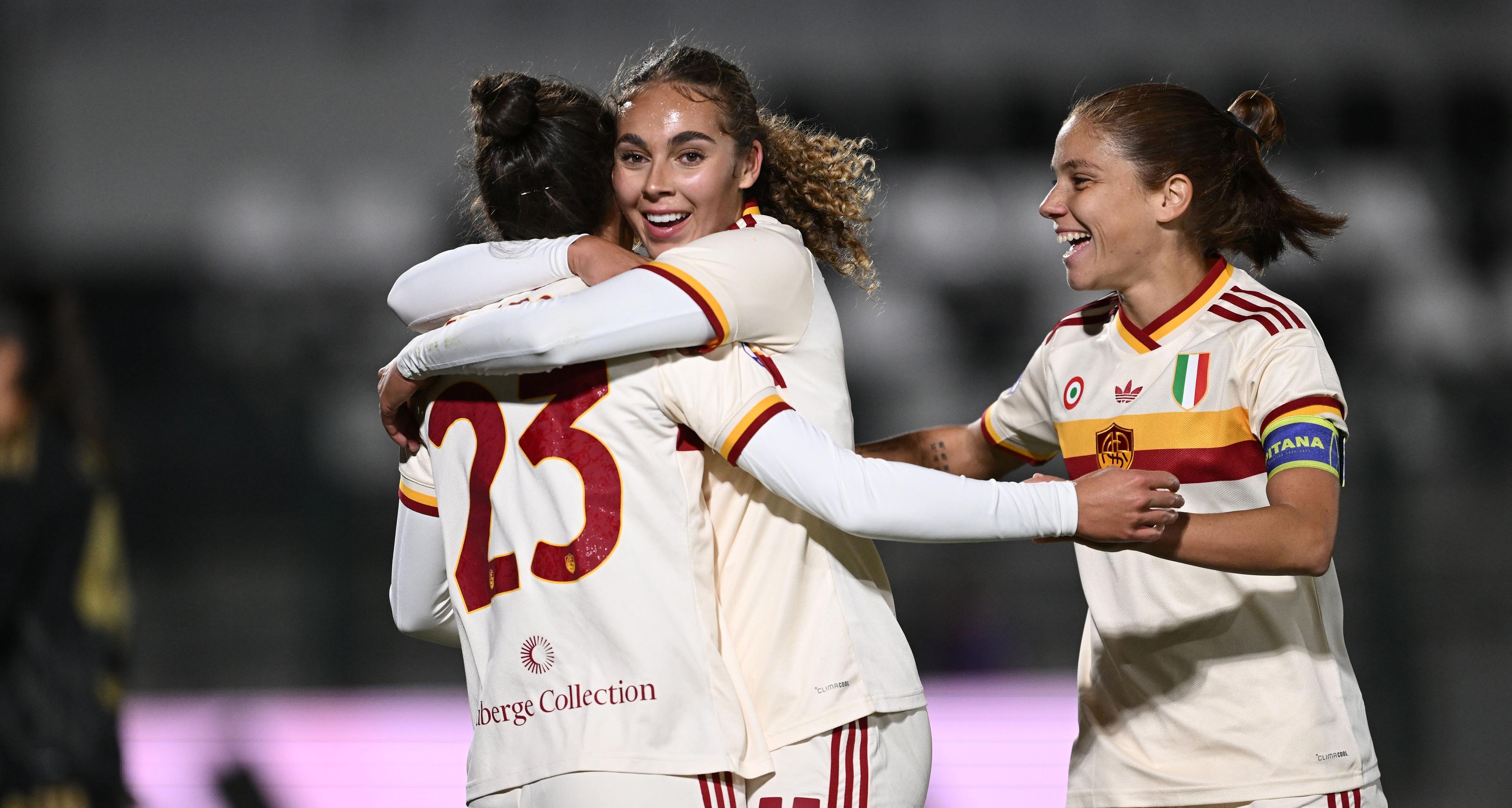 Serie A Women Athora - Estasi Roma, Juventus travolta 5-2 nel big match. La Napoli frena l’Inter, tris Milan alla Ternana